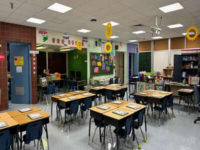Kendale Lakes Elementary School Classroom Standard in Miami