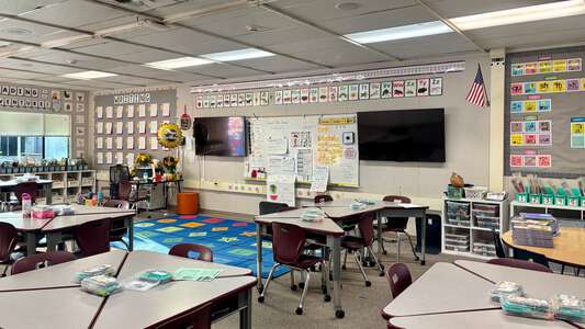 Carlton Elementary School Classroom Standard in San Jose