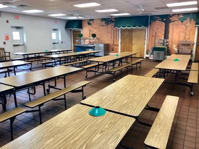 Cleveland Court Elementary School Cafeteria in Lakeland