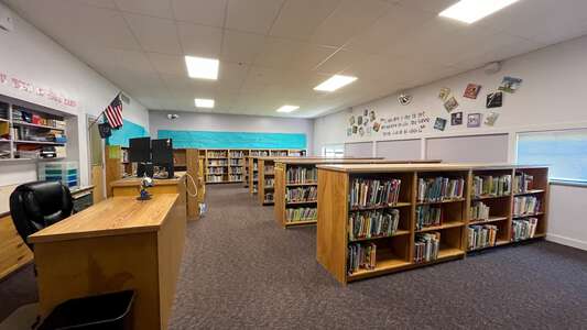 Greenacres Elementary School Library in Pocatello