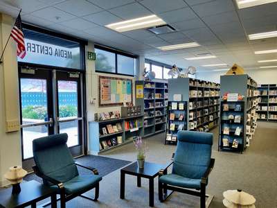 Oak Middle School Library in Los Alamitos
