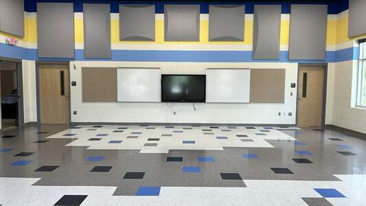 Mountain Island Lake Academy PreK-8 School Classroom Standard in Charlotte 2