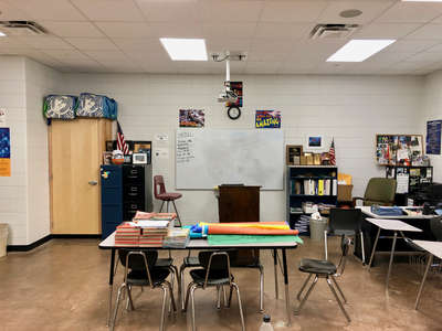 Islands High School Classroom Standard in Savannah