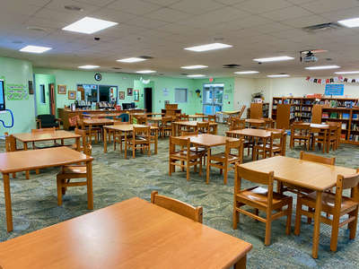 Orange Center Elementary School Media Center in Orlando