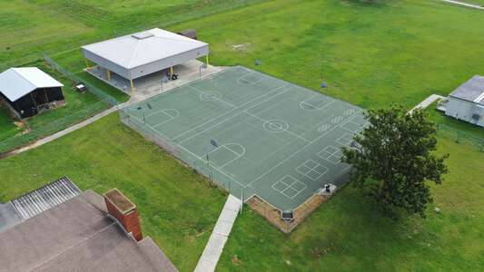 Centennial Elementary School Outdoor Basketball Courts in Dade City