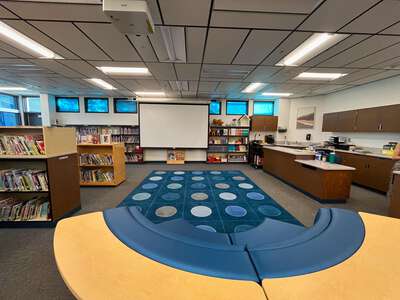 Sunset Elementary School Library in Livermore