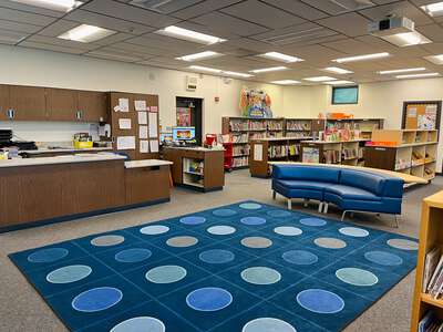 Sunset Elementary School Library in Livermore