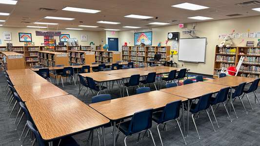 Woolley - Gwendolyn Elementary School Library in Las Vegas