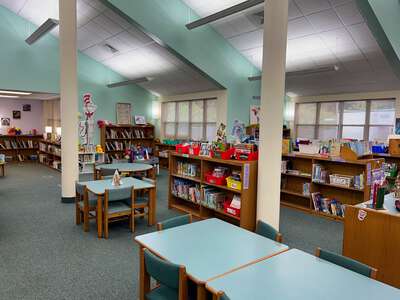 Myrtle Grove Elementary School Library in Pensacola