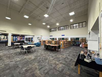 Cox High School Library in Virginia Beach