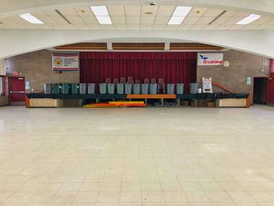Hanshaw Middle School Multi-Purpose Room in Modesto