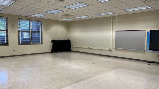 John E. Ford PreK-8 English/Spanish Montessori School Classroom Standard (3 hr min) in Jacksonville