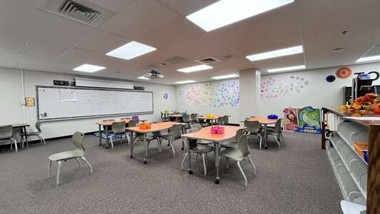 Camp Creek Elementary School Media Center in Lilburn