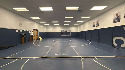 Ridge Community High School Wrestling Room in Davenport 1