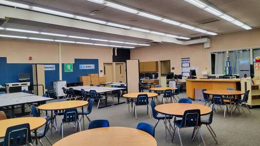 Moreno Elementary School Library in Montclair