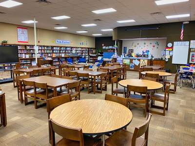 Umatilla Middle MEDIA CENTER - LIBRARY in Umatilla 3