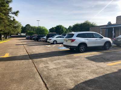 Lantern Lane Elementary School Parking Lot 2 in Missouri City 2