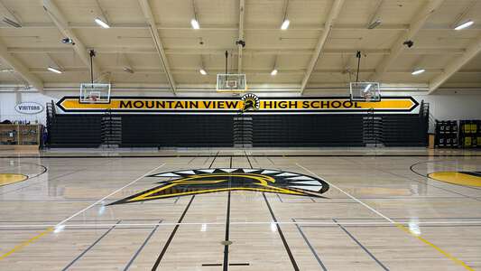 Mountain View High School Gym - Large in Mountain View 2