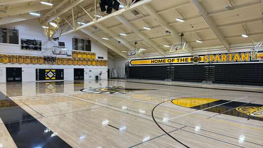 Mountain View High School Gym - Large in Mountain View 5