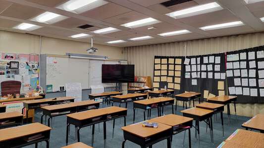 La Presa Elementary School Classroom Standard in Spring Valley