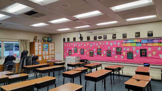 La Presa Elementary School Classroom Standard in Spring Valley