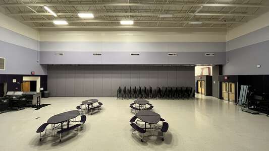 Scholls Heights Elementary School Cafeteria in Beaverton