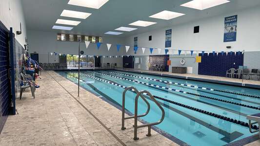 Mackenzie-Scott Branch (Fair Oaks Location) Pool in Pasadena 2