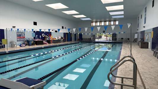 Mackenzie-Scott Branch (Fair Oaks Location) Pool in Pasadena 3