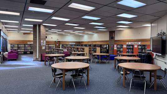 Kamiakin Middle School Library in Kirkland 4