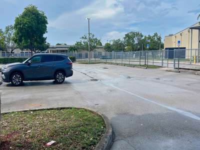 Palm Springs North Elementary School Parking Lot - Main in Miami