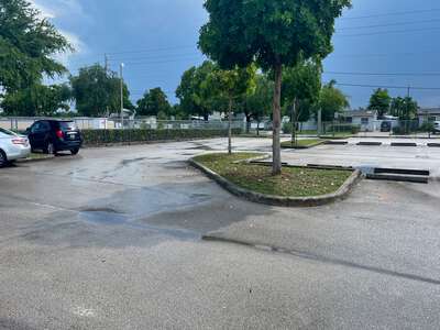 Palm Springs North Elementary School Parking Lot - Main in Miami