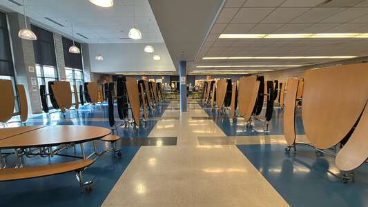 West Ridge Elementary School Cafeteria in Chicago 2
