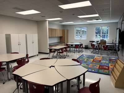 Southside Estates Elementary School Classroom Standard (3 hr min) in Jacksonville