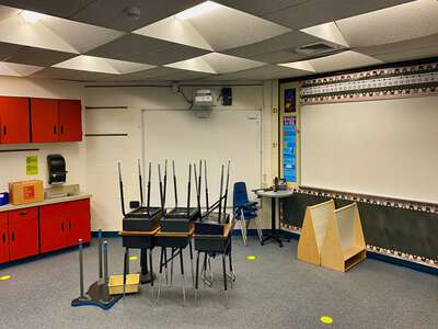 Skyview Elementary School Classroom Standard in Thornton