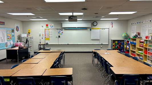 Ivy Creek Elementary School Classroom Standard in Buford