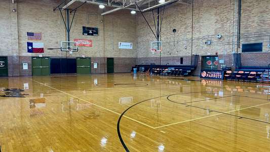 Polytechnic High School Gym - Main in Fort Worth