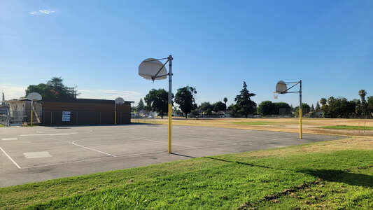 Crestwood Elementary School Outdoor Basketball Courts 2 in Visalia