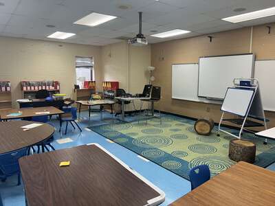 Carver-Lyon Elementary School Classroom Standard in Columbia