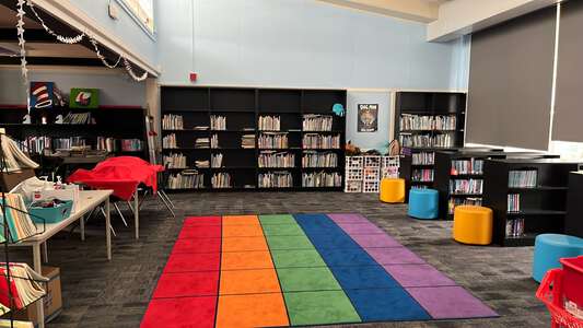 Del Rey Woods Elementary Library in Seaside