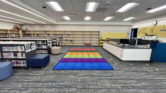 Little Lake  Elementary School Library in Hemet