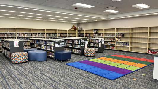 Little Lake  Elementary School Library in Hemet