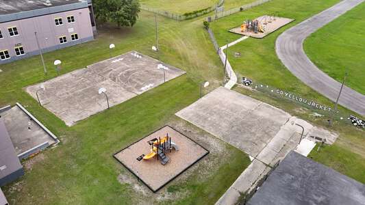 Northwestern Legends Elementary School Outdoor Basketball Courts (3 hr min) in Jacksonville 2