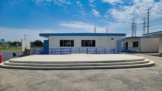 Magruder Middle School Quad/Outdoor Theater in Torrance