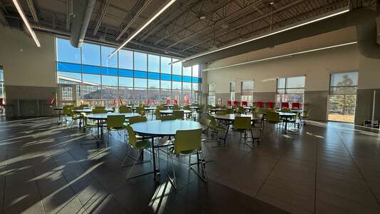 Capps Middle School Cafeteria in Warr Acres 2