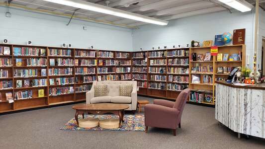 Cedar Bluff Middle School Library in Knoxville