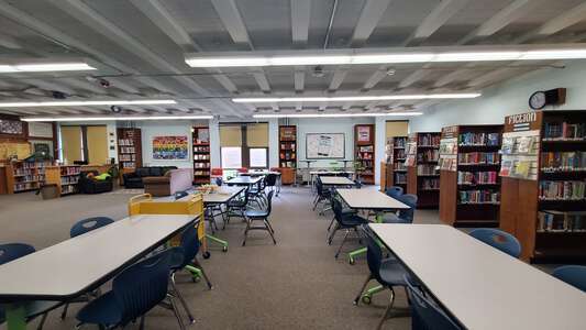 Cedar Bluff Middle School Library in Knoxville