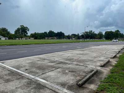 Pasco K-8 Parking Lot in Dade City 2