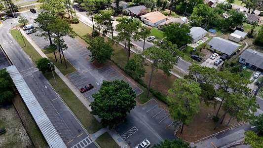 Woodland Acres Elementary School Parking Lot - Visitor (3 hr min) in Jacksonville