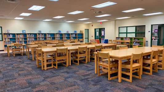 Village Elementary School Media Center - Room 129 in Sunrise