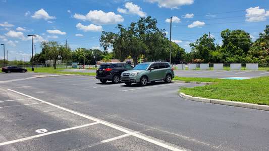 Seven Springs Elementary School Parking Lot - Main in New Port Richey